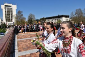 cvetnica 2504217 Програма на ловешката "Цветница"