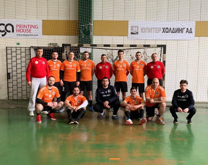 handball 90521 1 Хандбалистите на "ОСЪМ" Ловеч са вицешампиони и получават правото да участват в в европейските клубни турнири