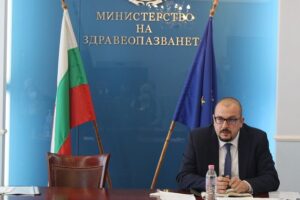 d r tomov 1406211 Министерство на здравеопазването с апел към хората да се ваксинират, много вероятно е през есента да има нова вълна на COVID-19