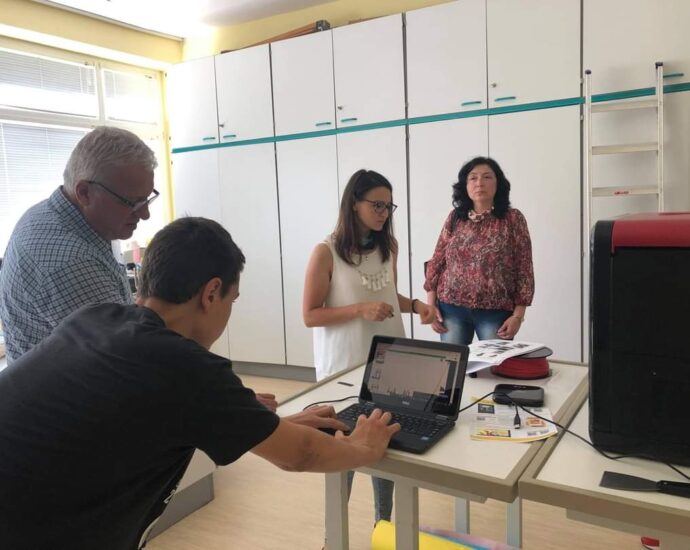 stem mg 2506211 3D принтиране постави началото на дългоочаквания STEM център в Математическа гимназия в Ловеч
