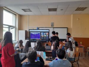 uchilishte stem 1506211 Министерството на образованието и науката: Ако няма нова епидемична вълна, тази учебна година ще завърши присъствено