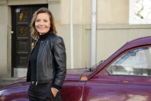 vili 706211 На 9 юни 2021 г. от 18 ч. в Художествената галерия в Ловеч ще е премиерата на „Вилино“, в рамките на Дни на македонската литература с участието на писателите Винка Саздова, Ягода Михайловска-Георгиева и Сашко Насев
