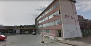 velur 2907211 „Металком Инвест" ЕООД от Благоевград е изкупила дълга на "Велур". Иска да прави промишлена микрозона - комплекс от малки и средни фирми, които развиват производство, търговия или услуги