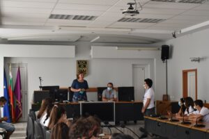 erasmus 22160822 Младежи от 5 държави гостуваха на кмета Мариново по проект за медийна грамотност за младежи