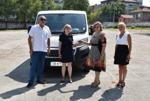 nov avto 1008211 Детска кухня в Ловеч получи новозакупен лекотоварен автомобил