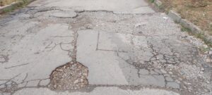uliciipatishta 2908216 Апел към 33-мата общински съветници в Ловеч относно състоянието на инфраструктурата в града, селата и междуселищните връзки
