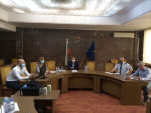 ou patishta 1409211 2 Областната комисия по безопасност на движението обсъди мерките за подобряване на пътната инфраструктура