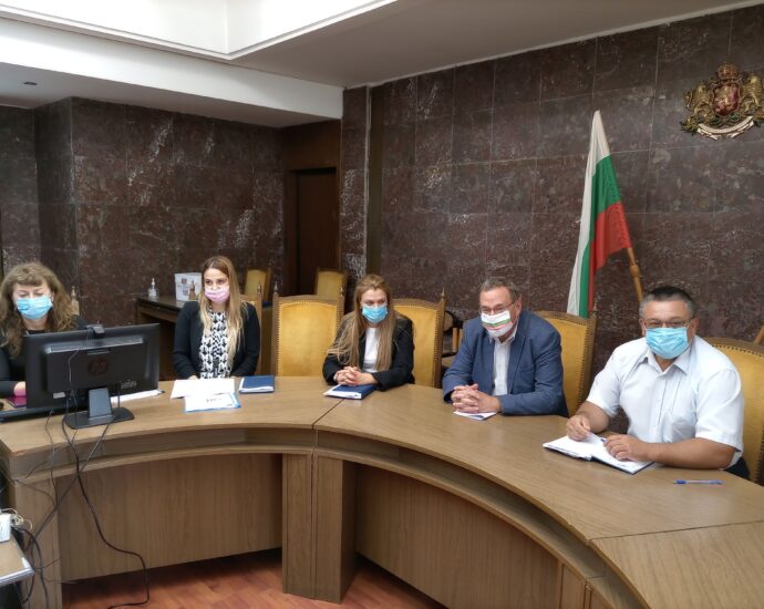ou saf 1709211 2 Моделът за управление на качеството CAF представен пред ръководството на областната администрация и служителите