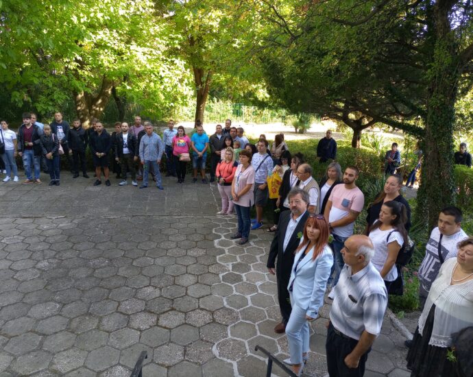 tehnicheski kolej 2009211 1 Областният управител приветства студенти и преподаватели в Техническия колеж за откриването на новата учебна година