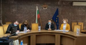oblasten shtab 211021 2 Областният кризисен щаб по здравеопазването реши ковид леглата в болниците в област Ловеч да бъдат увеличени с 50