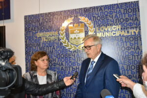 poslanik bosna 1910214 Посланикът на Босна и Херцеговина в София Негово превъзходителство Здравко Бегович е посетил вчера Ловеч
