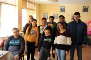 teteven den 31221 6 Д-р Мадлена Бояджиева посети центровете, работещи с деца, младежи и възрастни със специални потребности по случаи Международния ден на хората с увреждания