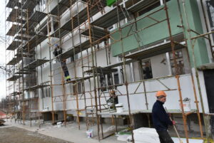 inspekcia remonti 10012216 В края на миналата година кметът Маринова е инспектирала напредъка по строително-ремонтните дейности на част от проектите в града