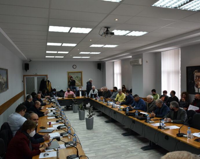 obs sesia 2701221 Общината в Ловеч поема напълно за три месеца таксата по хранене на деца в предучилищното образование