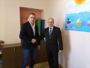 ou kmetove 2501221 1 Областният управител Виктор Стойчев изпълни даденото обещание и започна срещи с кметовете на общини на място