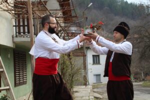 goliam izvor 140222 12 В Голям извор зарязаха лозята по случай Трифон Зарезан