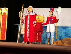 muzikalen teater lovech 802221 Музикален театър – Ловеч представя на своите малки и големи почитатели пиесата "Рибарят и златната рибка"