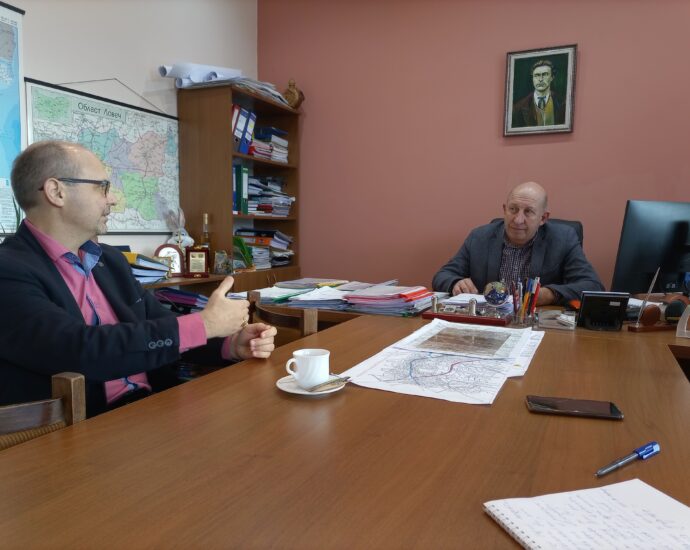 ou kmetove 40222 1 Кметовете на Тетевен и Ябланица приветстваха като добра нова практика посещенията на областния управител на място