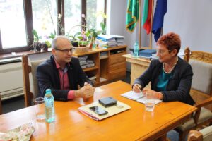 ou teteven 30222 1 Кметът на Община Тетевен д-р Мадлена Бояджиева се срещна с Областния управител на Ловеч Виктор Стойчев