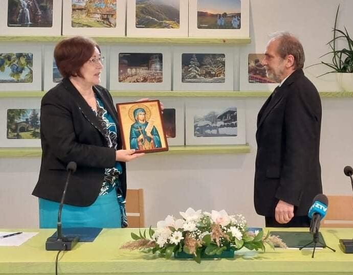 troyan leso 2302221 Кметът на Троян подписа договор за сътрудничество с Лесотехнически университет - София
