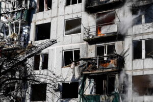 ukraina 2402221 Няма добра война! Всички ще броим убити и ранени. Нечии синове, бащи и внуци ще умрат заради Путин