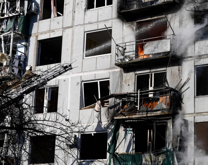 ukraina 2402221 Няма добра война! Всички ще броим убити и ранени. Нечии синове, бащи и внуци ще умрат заради Путин