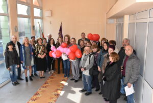 brak krasimira 25032216 Всички кметове на кметства и кметски наместници на населени места на Община Ловеч се включиха в ритуала по сключване на граждански брак между Юсеин Ахмедов и Красимира Бинакова, кметски наместник на село Чавдарци.