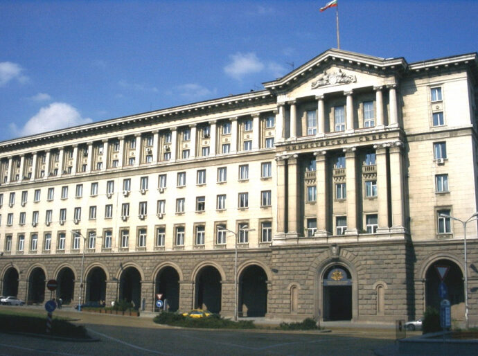 ministerski savet 2703221 Държавата ще продължи да подкрепя работодателите за запазване на заетостта до 30 юни 2022 г.