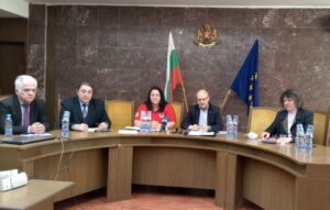 ou savet sigurnost 1103221 Областният съвет по сигурност провери готовността на институциите по приемане на украински граждани в област Ловеч