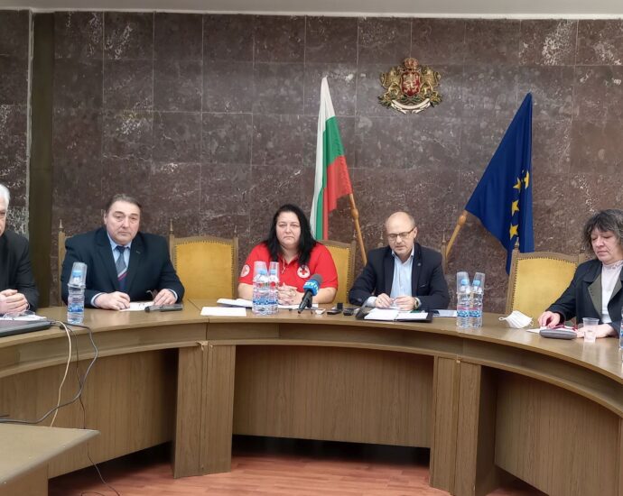 ou savet sigurnost 1103221 Областният съвет по сигурност провери готовността на институциите по приемане на украински граждани в област Ловеч