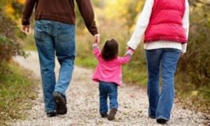 priemna grija 2803221 Областен екип по приемна грижа – Ловеч и Община Троян обявяват конкурсна процедура за приемно семейство