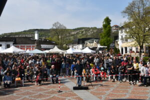 cvetnica 1604221 3 Кметът на Община Ловеч Корнелия Маринова откри на Лазаровден пролетния празник „Цветница Ловеч 2022“