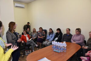 kmet bejanci 14042211 Вълнуваща среща между кмета на Ловеч и украински граждани, обявиха помощ за бежанци, които не са в хотел