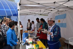 kulinraen konkurs 1604221 4 Програмата „Вкусната Цветница“ в Ловеч тази година включваше кулинарен конкурс „Дъхави козунаци, пухкави пити и вкусни баници“, както и кулинарни изненади от Аржентина