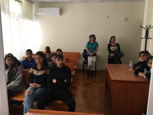 otvoreni vrati sad 1904221 7 В Деня на отворени врати десетки ученици се запознаха с дейността на Окръжен съд - Ловеч