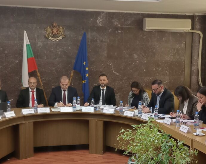 ou mrrb 1104221 1 Виктор Стойчев постави пред вицепремиера Гроздан Караджов проблемите в пътната и ВиК инфраструктура в област Ловеч