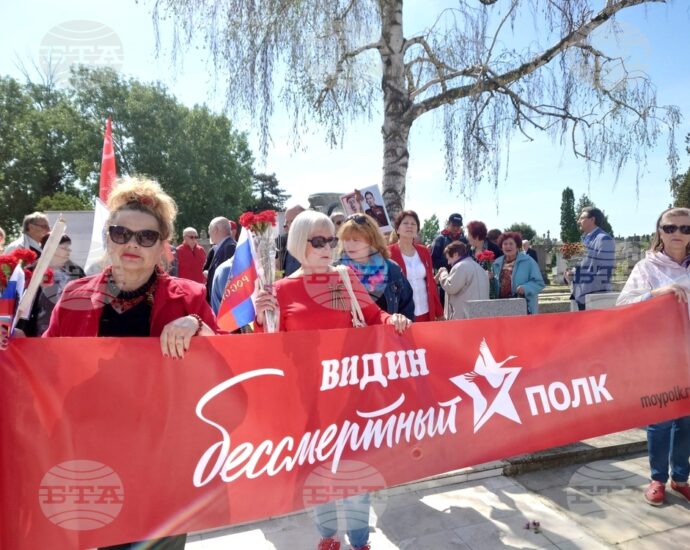 besm polk 905221 Тази наша страна е пропита с фалшива история, мръсна пропаганда, десетилетия набивани в главите. И днес, още повече лъсва катастрофалното ни образование, за което вина носят абсолютно всички образователни министри!