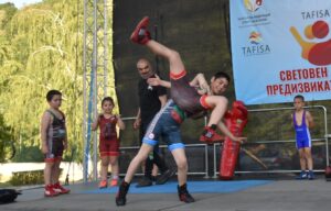 borba 2505221 В Спортната зала в Ловеч ще се проведе Лично и Отборно общинско първенство по борба