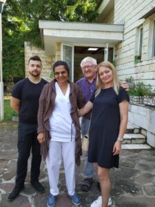 darenie france 3005221 1 Електрически медицински легла, матраци, помощни средства за придвижване на хора с увреждания дариха французите семейство Мусе на Община Ловеч