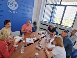 ep bta 1005221 Медийната среда, предизвикателствата в работата на медиите и бъдещи съвместни проекти обсъдиха журналисти от Ловеч и Троян с пресаташетата на Бюрото на Европейския парламент в България