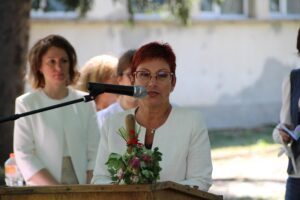 izprashtane teteven 1505221 6 На 12-ти и 13-ти май тържествено бяха изпратени дванадесетокласниците от випуск 2022 година от тетевенските гимназии - НПГГСД ,,Сава Младенов“, СУ ,,Георги Бенковски“ и ПГ по СЕУ