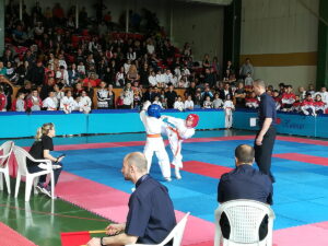 karate lovech 305221 3 350 състезатели участват в кръг от Националното първенство по карате Шинкиокушин в Ловеч