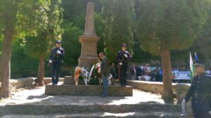 poklonenie ribrarica 2505221 2 Областният управител Виктор Стойчев се включи днес във възпоменателните чествания на 146-годишнината на Априлското въстание в м. Костина край тетевенското село Рибарица