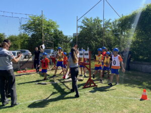 protivo pojaren sport 18052215 В изключително оспорвана надпревара, възпитаниците на ОУ„Св.Св. Кирил и Методий“ спечелиха за пореден път общинския етап на състезанието на МПО "Млад огнеборец"
