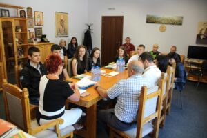 teteven kmet uchenici 18052213 Ученици ръководиха Община Тетевен по повод инициативата „Млад кмет за един ден“