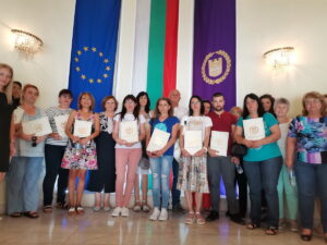biudjeti gradini 21062214 Кметът на Община Ловеч Корнелия Маринова връчи бюджетите за 2022 г. на директорите и управителите на детските ясли, детската кухня, превантивно-информационен център и социалните услуги в община Ловеч.