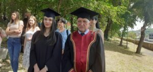 ezikova 20622 1 3 Областният управител поздрави със завършването випуск 2022 на Езиковата в Ловеч