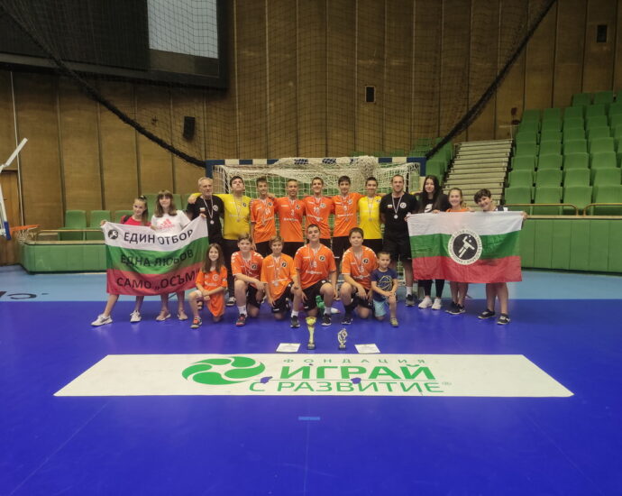 nahdball lovech 23062214 Юношите на ХК „Осъм“ Ловеч завоюваха вицешампионската титла