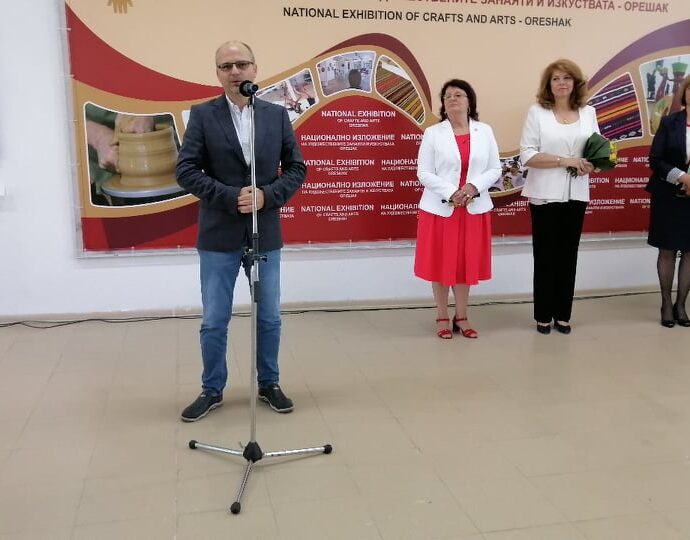 ou oreshak 2506221 Областният управител на 50-годишнината на националното изложение в Орешак: Трудностите ни дават силите, че доброто предстои