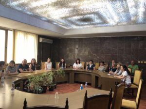 ou sreshta 23062212 Виктор Стойчев: Благодаря за усилията да направим заедно областна администрация – Ловеч, една все по-добре действаща държавна институция
